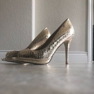 ACCEPTING PRICE OFFERS...open toe heels